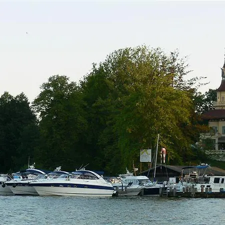 Schlosshotel Hubertushoehe Hotell 5*